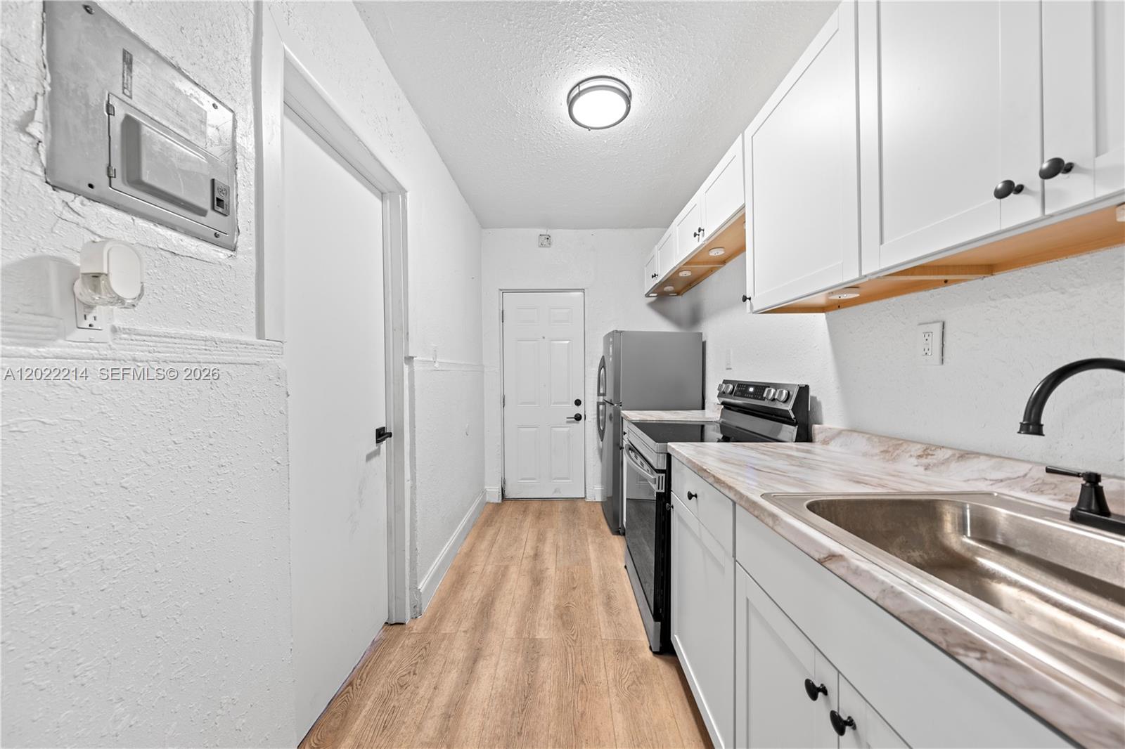   /   sq. ft. $ 2026-05-19 0 Photo
