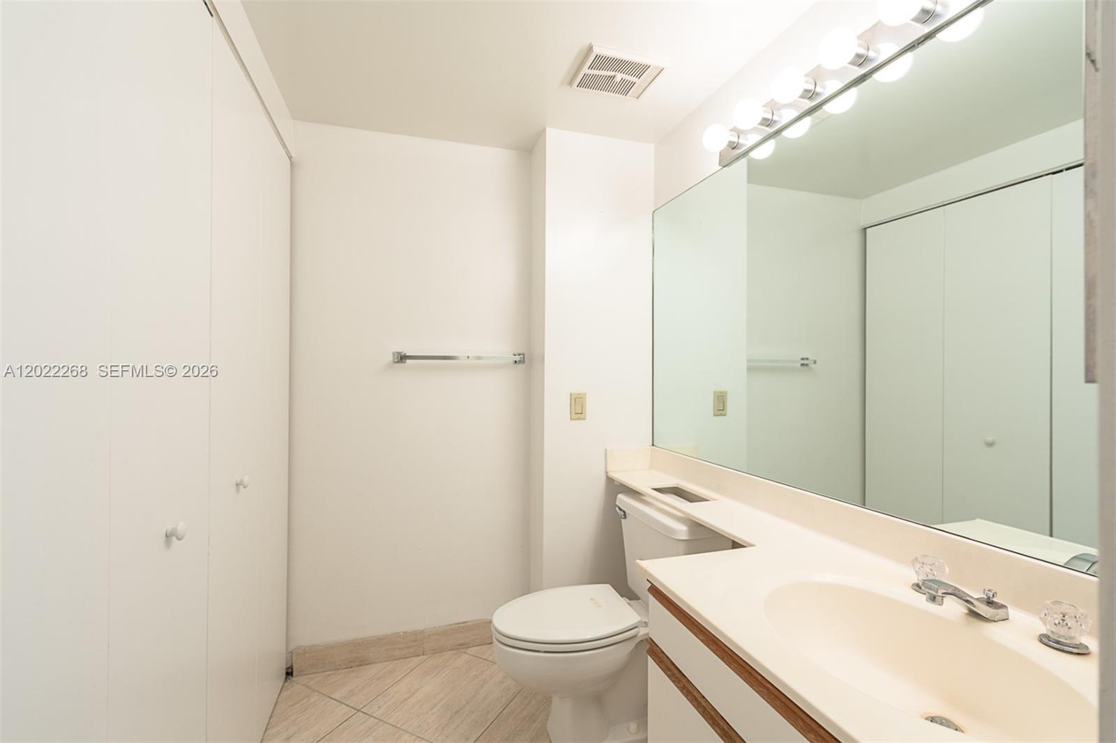 Photo of 3610 Yacht Club Dr #511, Aventura, Florida, 33180 -