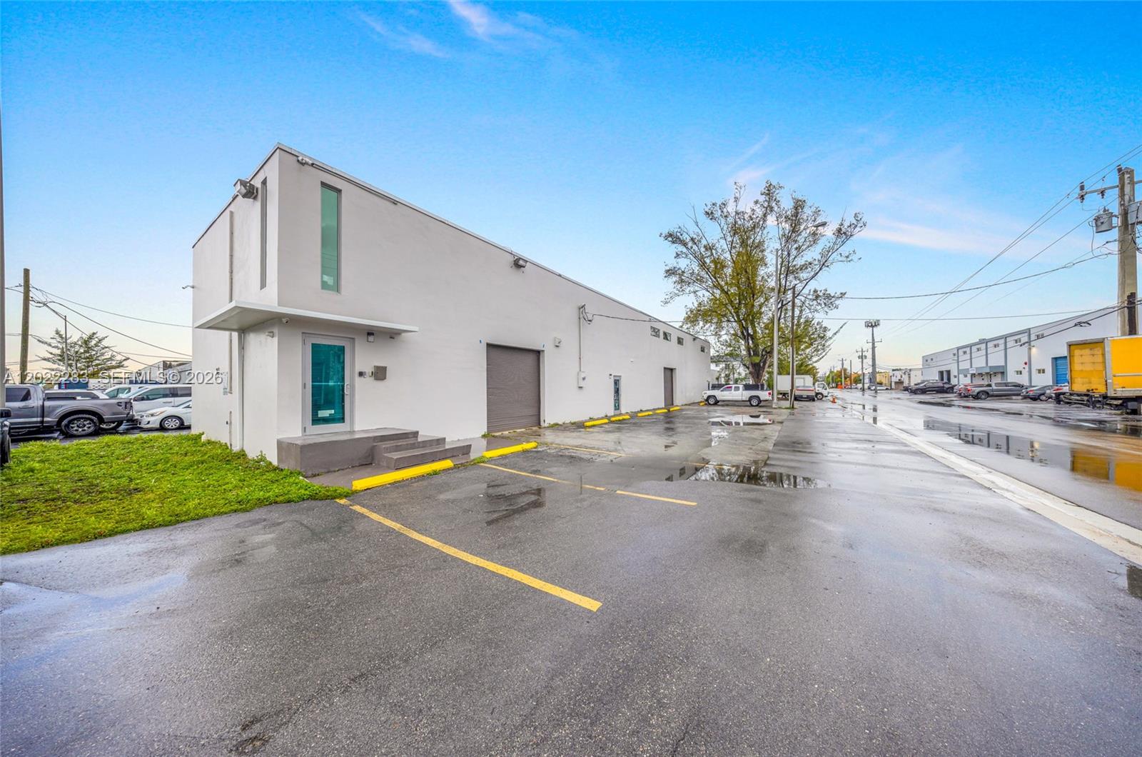 See details / sq. ft. $ 2026-05-20 0 Photo