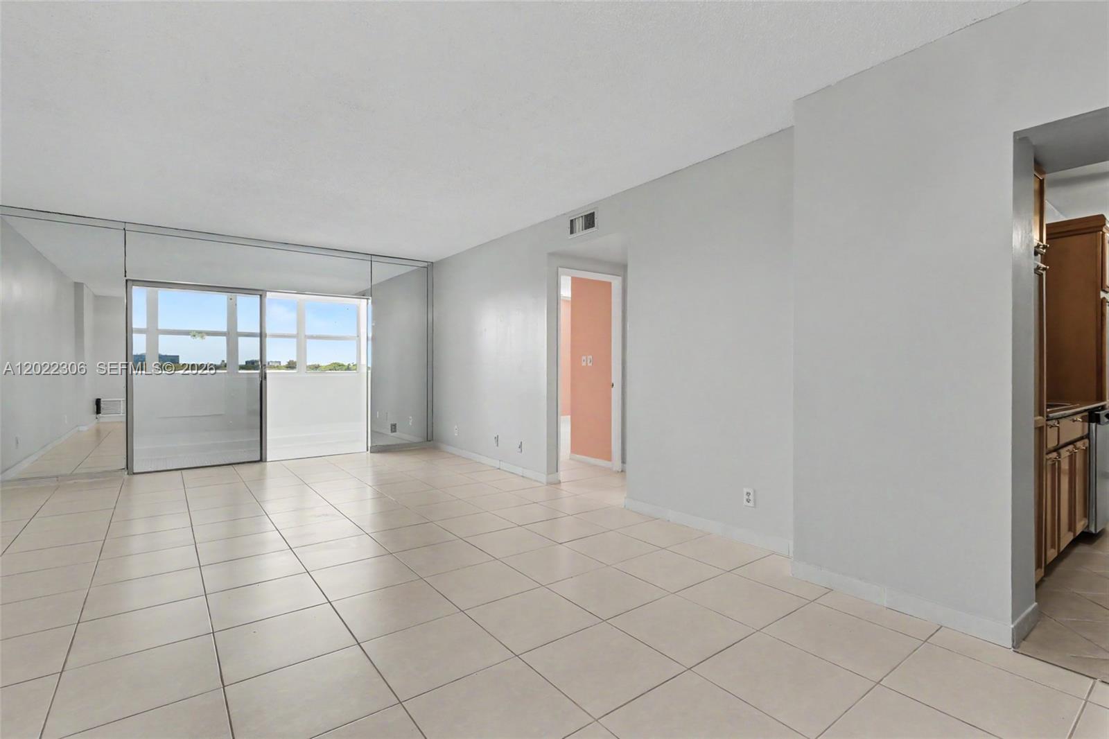 See details 506 1 / 2 844 sq. ft. $ 2026-05-20 0 Photo