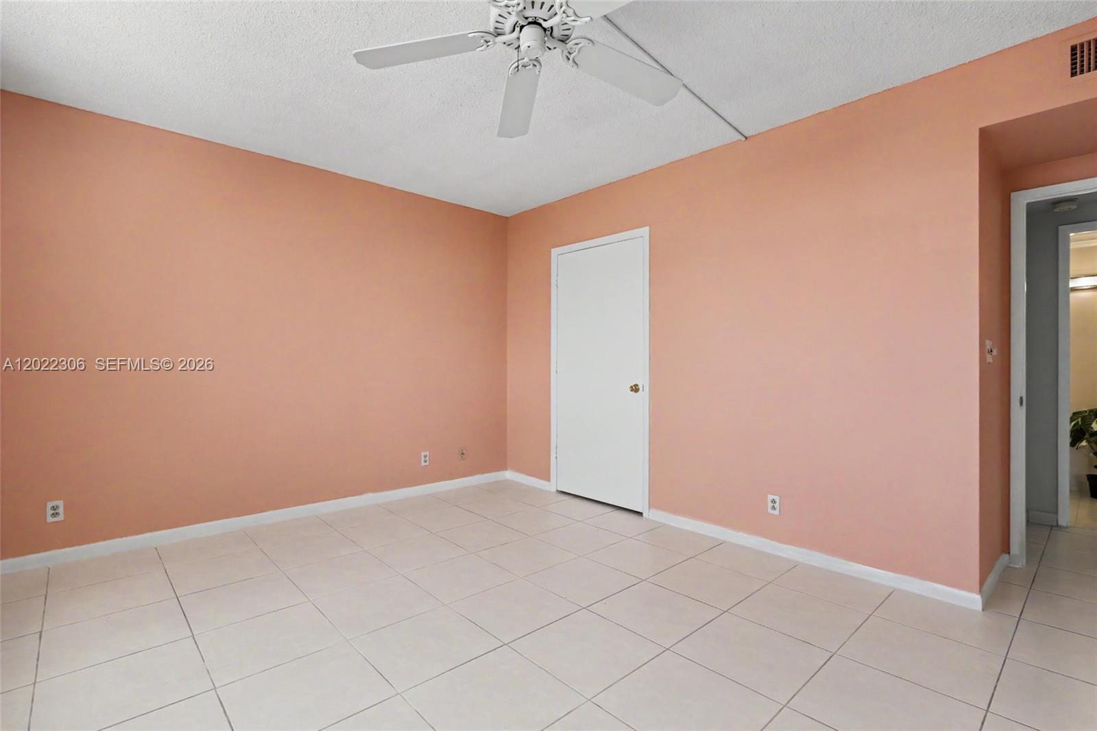 See details 506 1 / 2 844 sq. ft. $ 2026-05-20 0 Photo