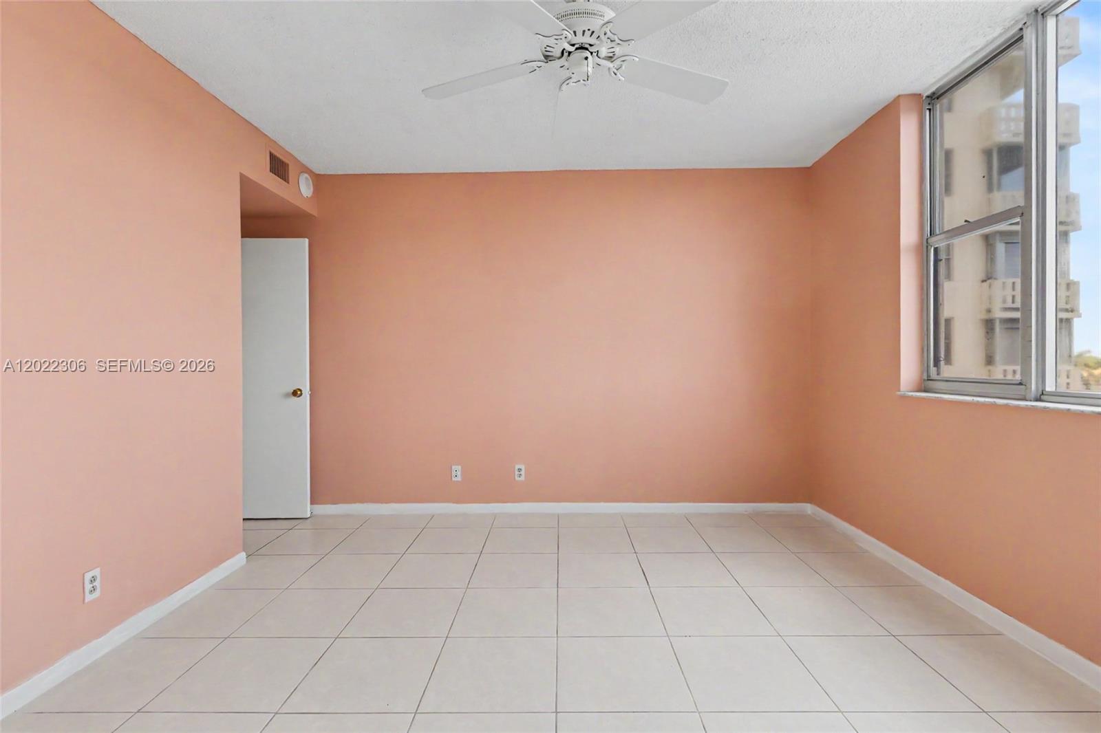 See details 506 1 / 2 844 sq. ft. $ 2026-05-20 0 Photo