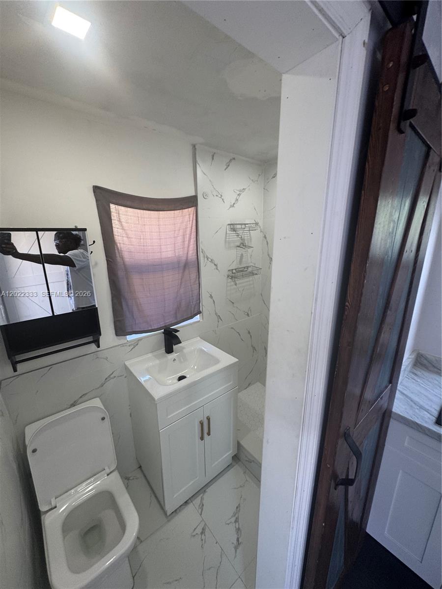 See details / 2304 sq. ft. $ 2026-05-20 0 Photo
