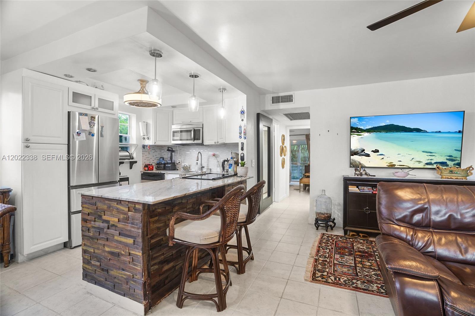 181 2 / 2 820 sq. ft. $ 2026-05-20 0 foto