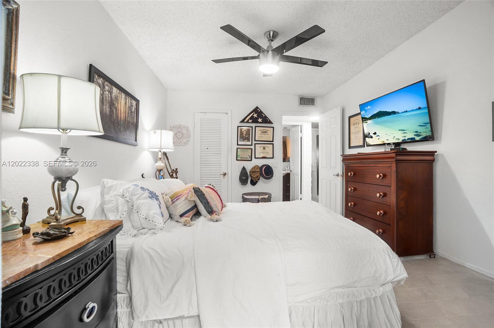 181 2 / 2 820 sq. ft. $ 2026-05-20 0 foto
