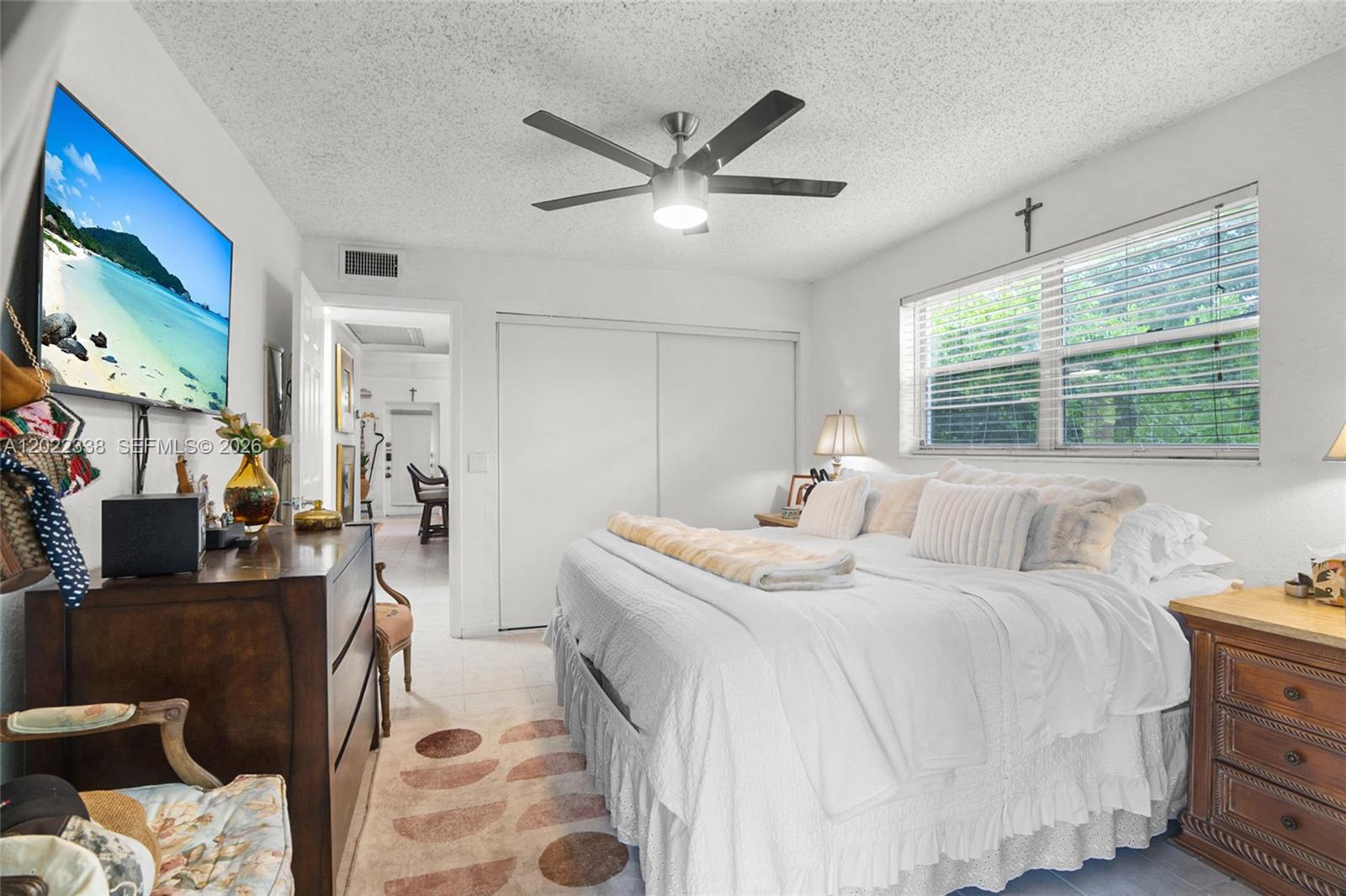 181 2 / 2 820 sq. ft. $ 2026-05-20 0 foto