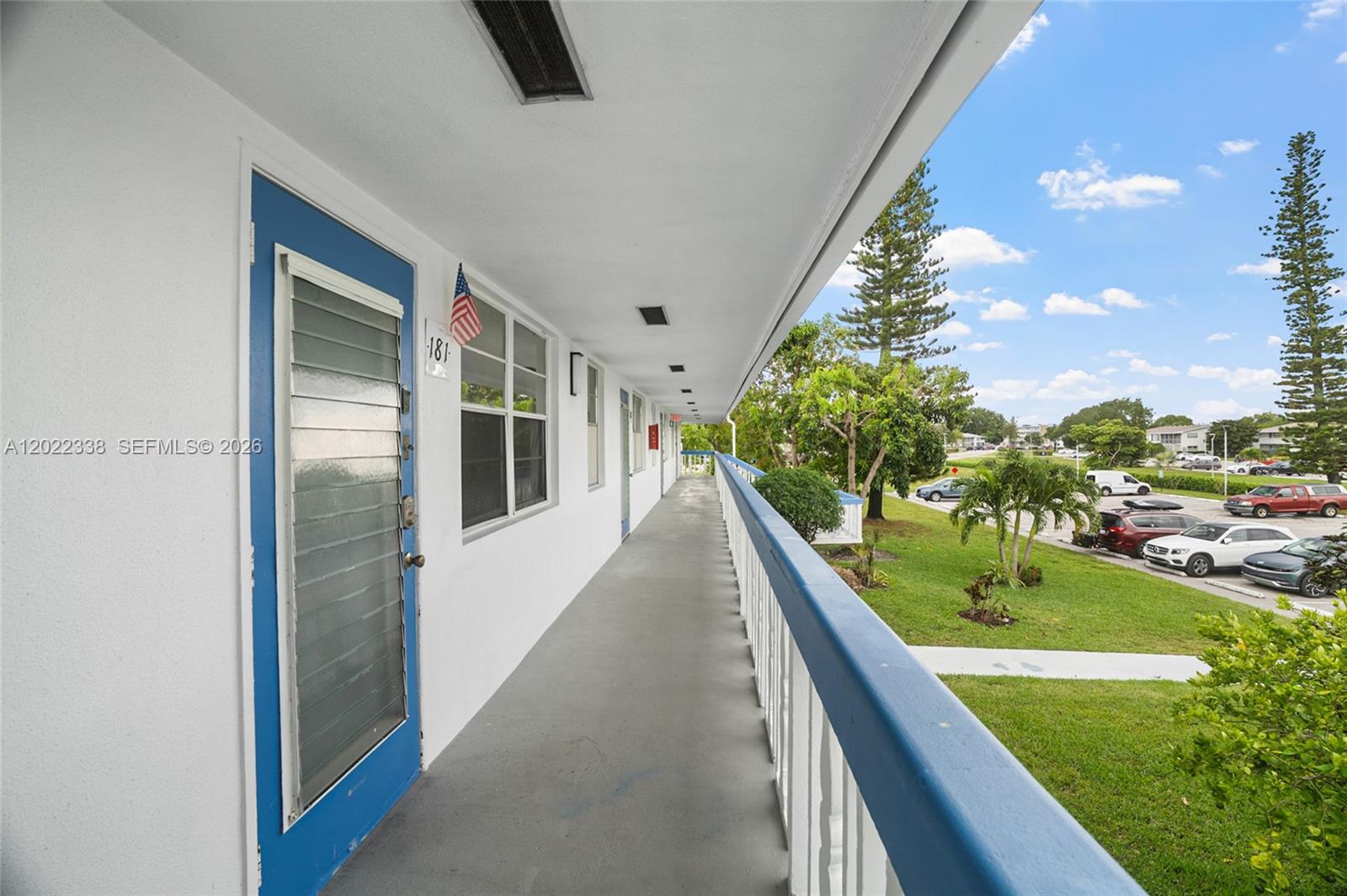 181 2 / 2 820 sq. ft. $ 2026-05-20 0 foto