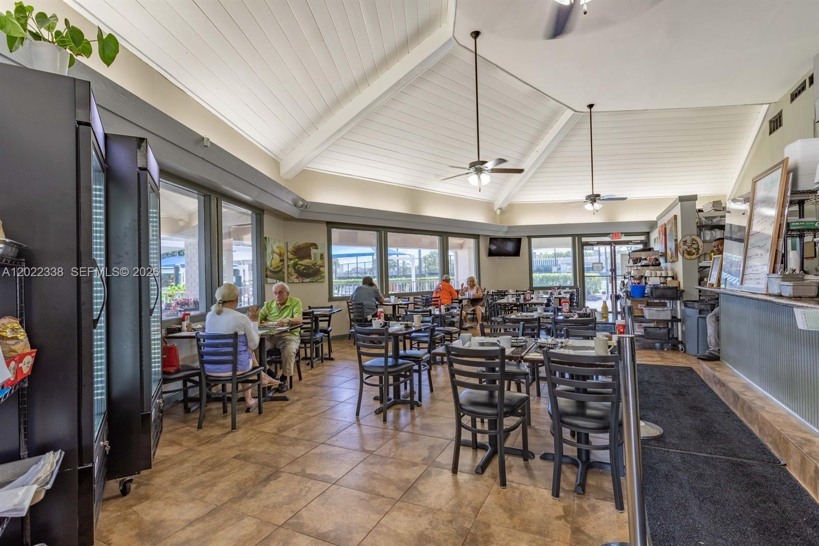 181 2 / 2 820 sq. ft. $ 2026-05-20 0 foto