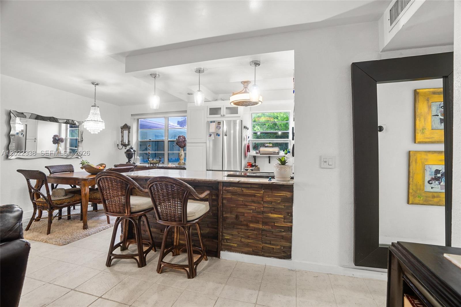 181 2 / 2 820 sq. ft. $ 2026-05-20 0 foto