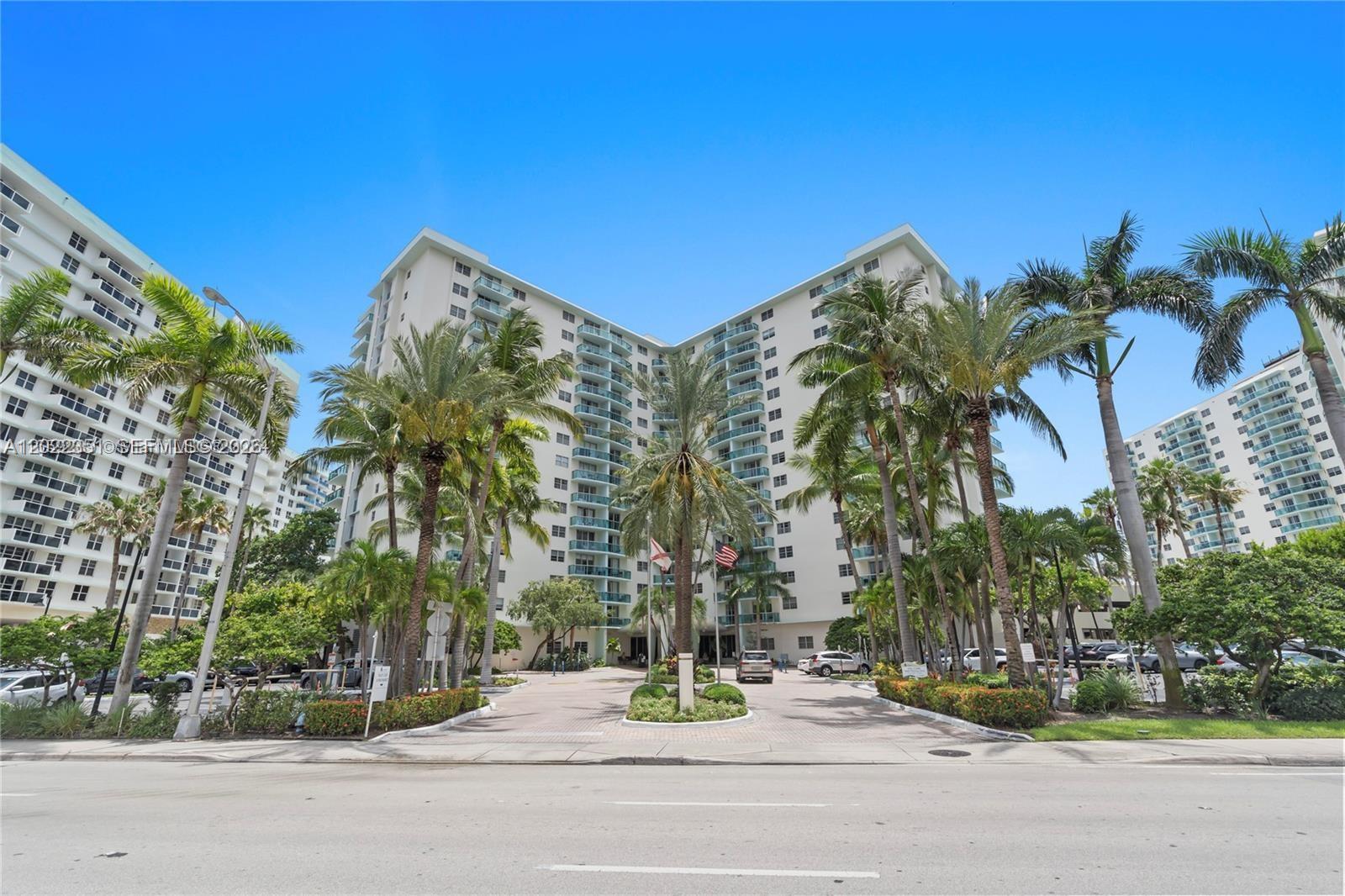 Photo of 3801 Ocean Dr #2Z, Hollywood, Florida, 33019 -