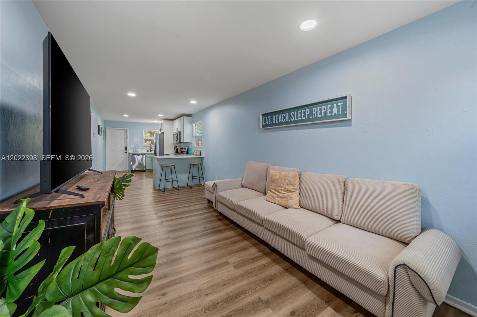   /  1056 sq. ft. $ 2026-05-20 0 Photo