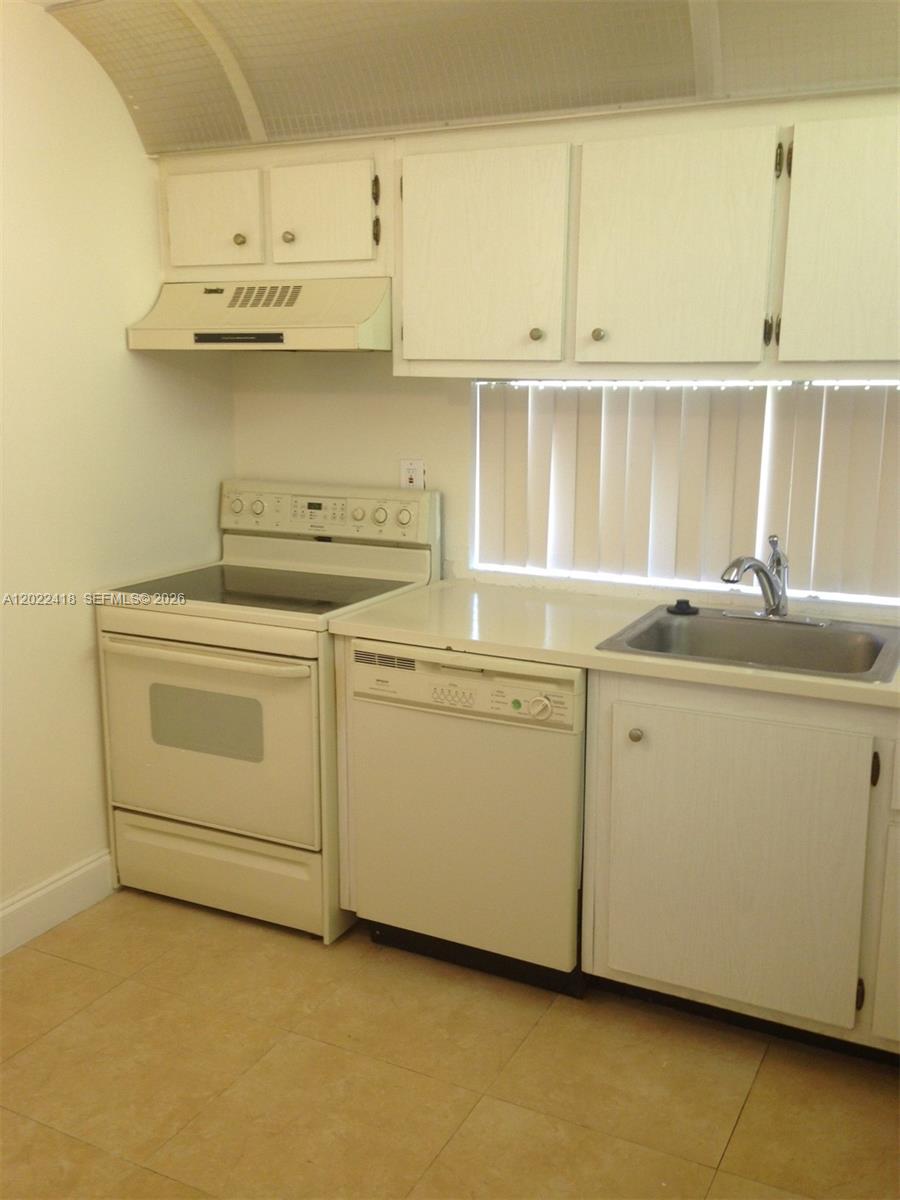 Photo of 16909 Bay Rd #520, Sunny Isles Beach, Florida, 33160 -