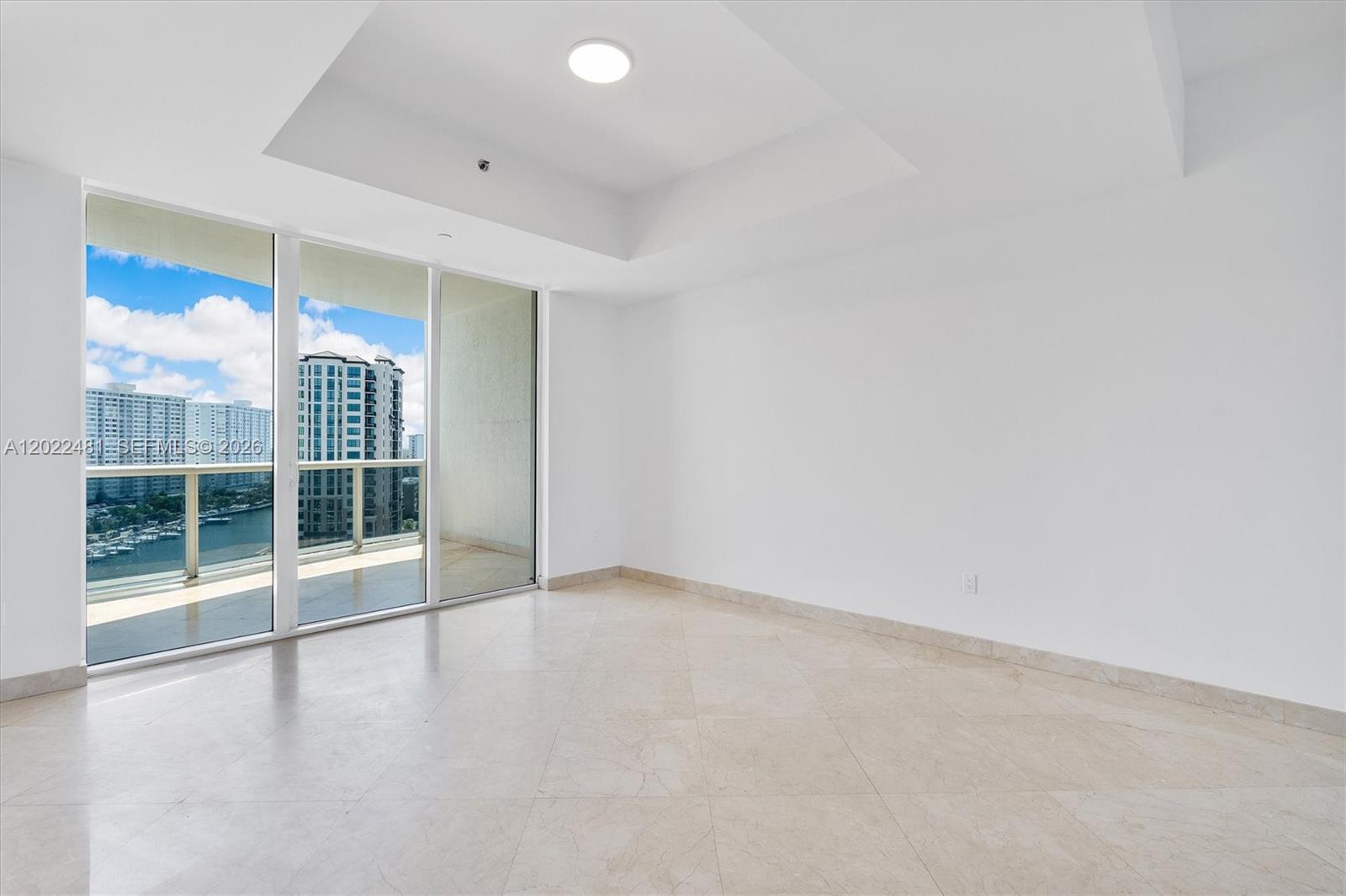 See details 904 3 / 4 2327 sq. ft. $ 2026-05-20 0 Photo