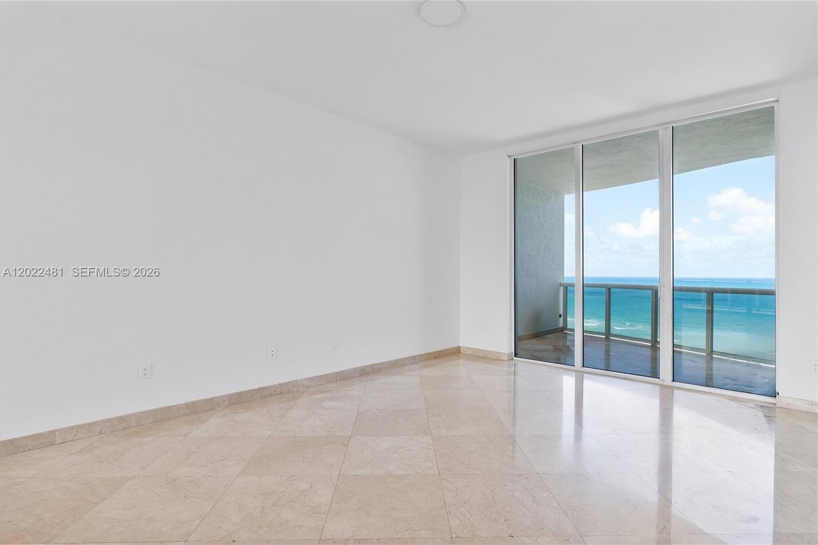 See details 904 3 / 4 2327 sq. ft. $ 2026-05-20 0 Photo