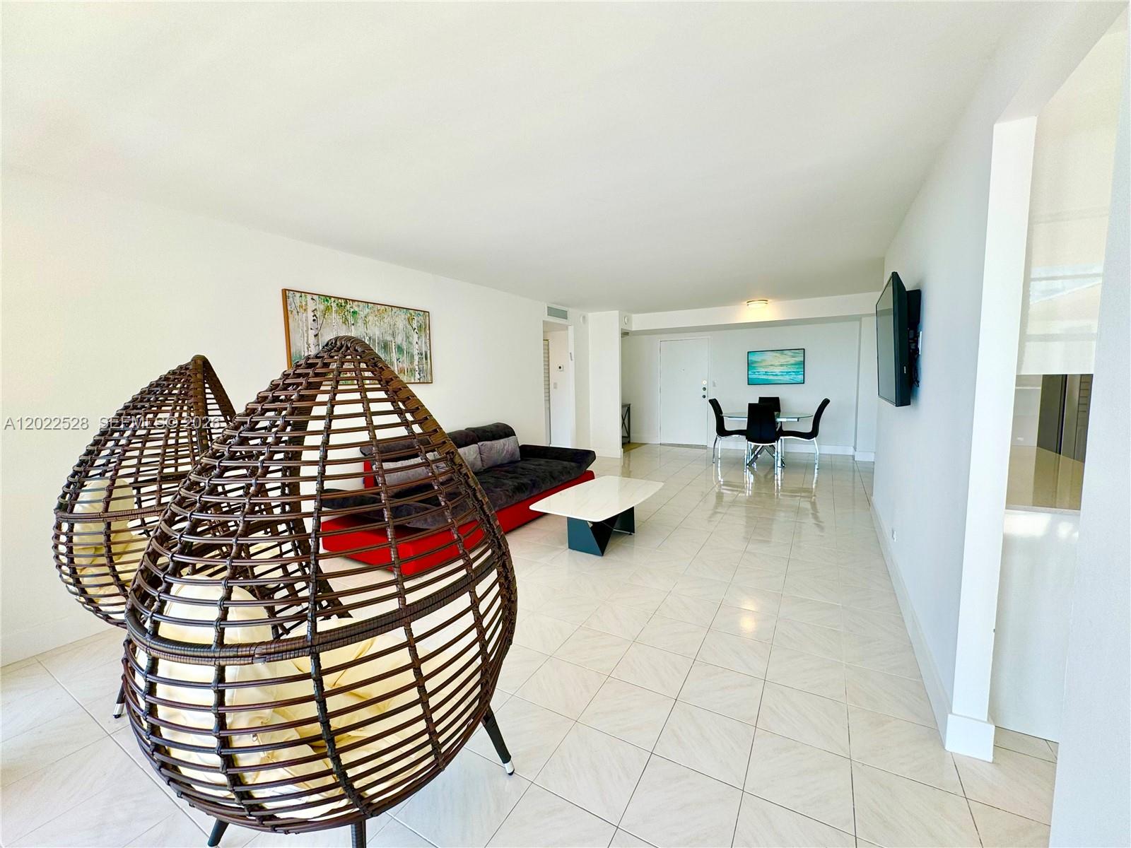 See details 2316 2 / 2 1276 sq. ft. $ 2026-05-20 0 Photo