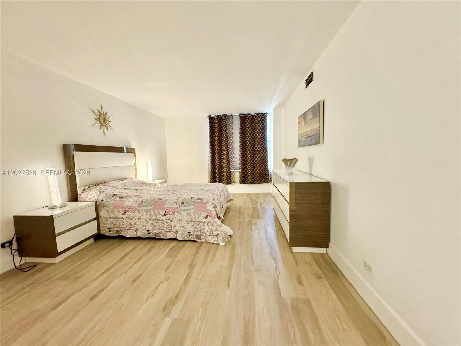 See details 2316 2 / 2 1276 sq. ft. $ 2026-05-20 0 Photo