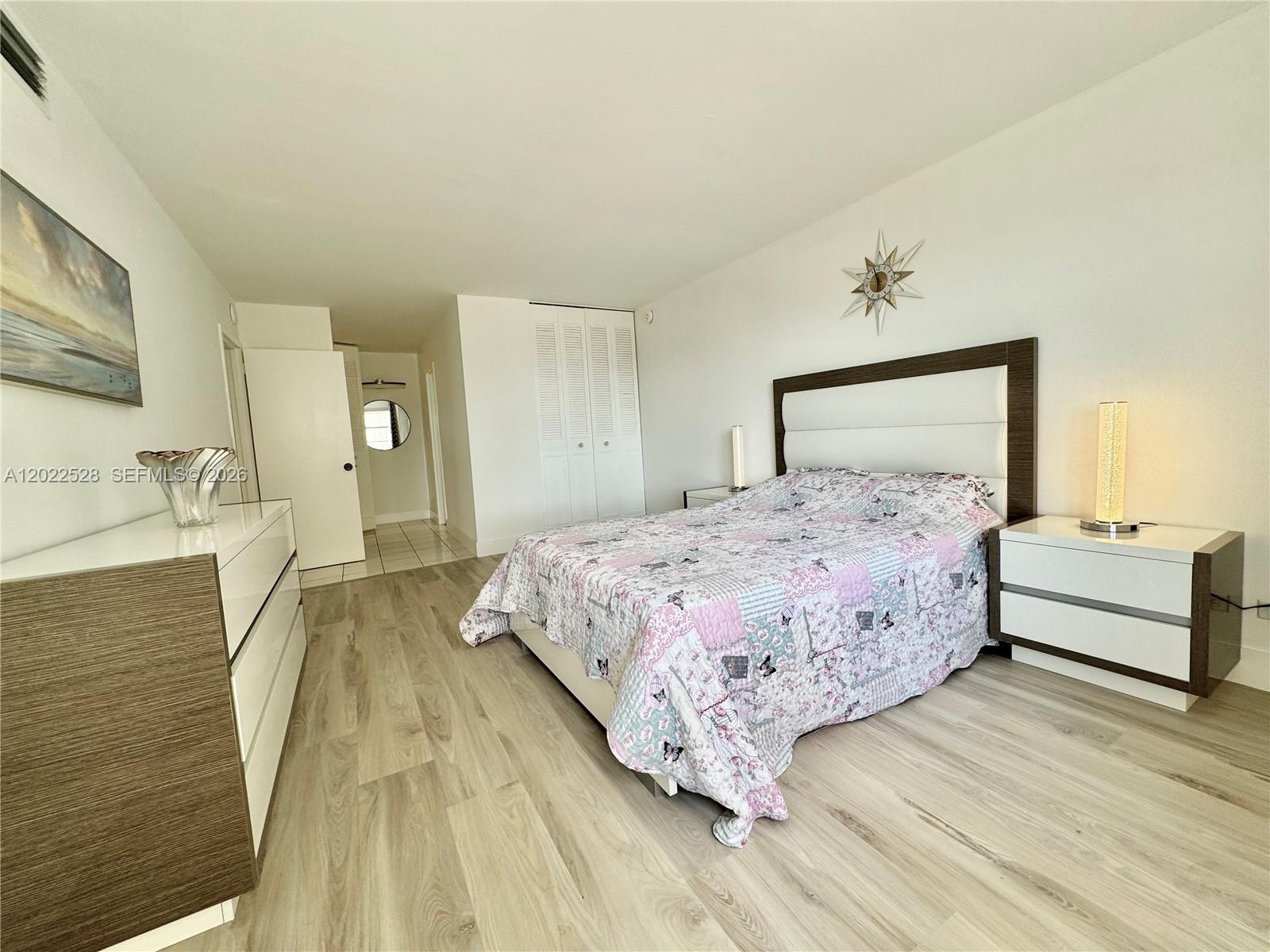 See details 2316 2 / 2 1276 sq. ft. $ 2026-05-20 0 Photo