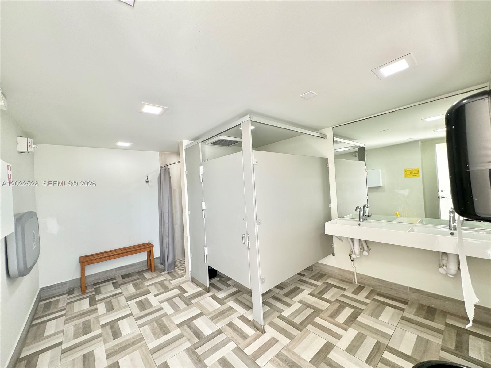 See details 2316 2 / 2 1276 sq. ft. $ 2026-05-20 0 Photo