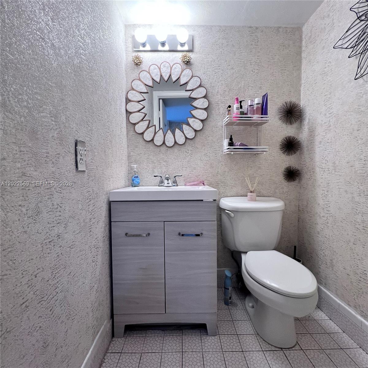 Photo of 1801 Ocean Dr  #536, Hallandale Beach, Florida, 33009 - 