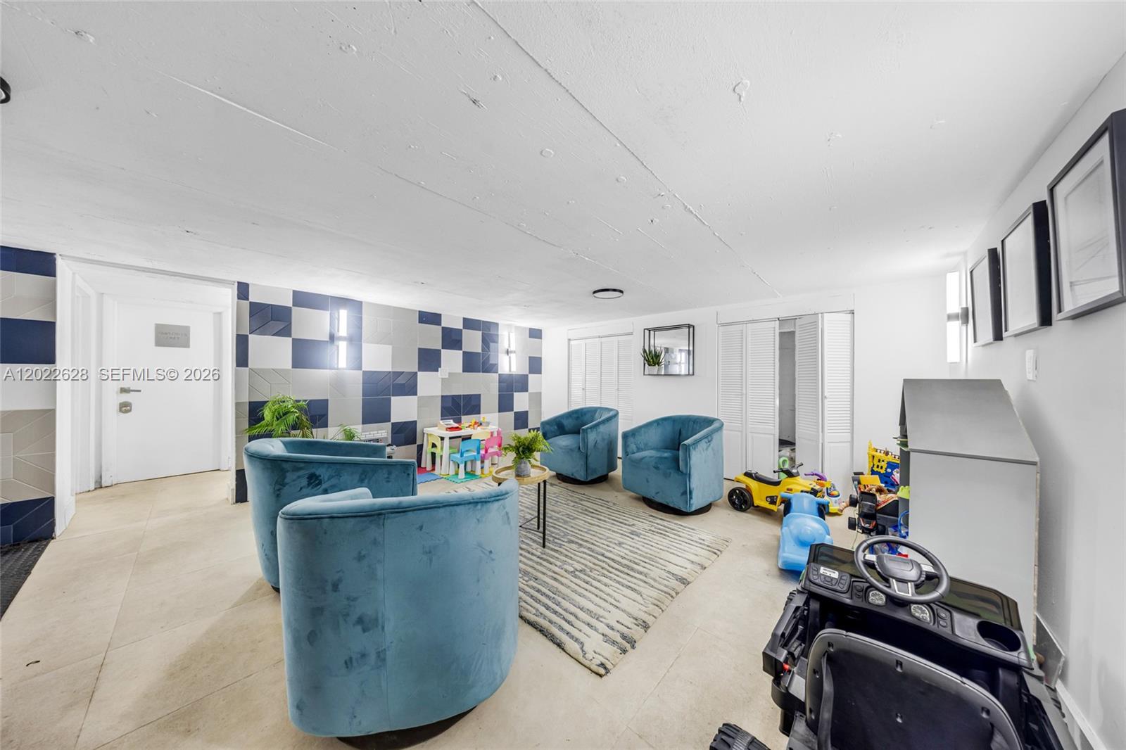 25  /   sq. ft. $ 2026-05-20 0 Photo