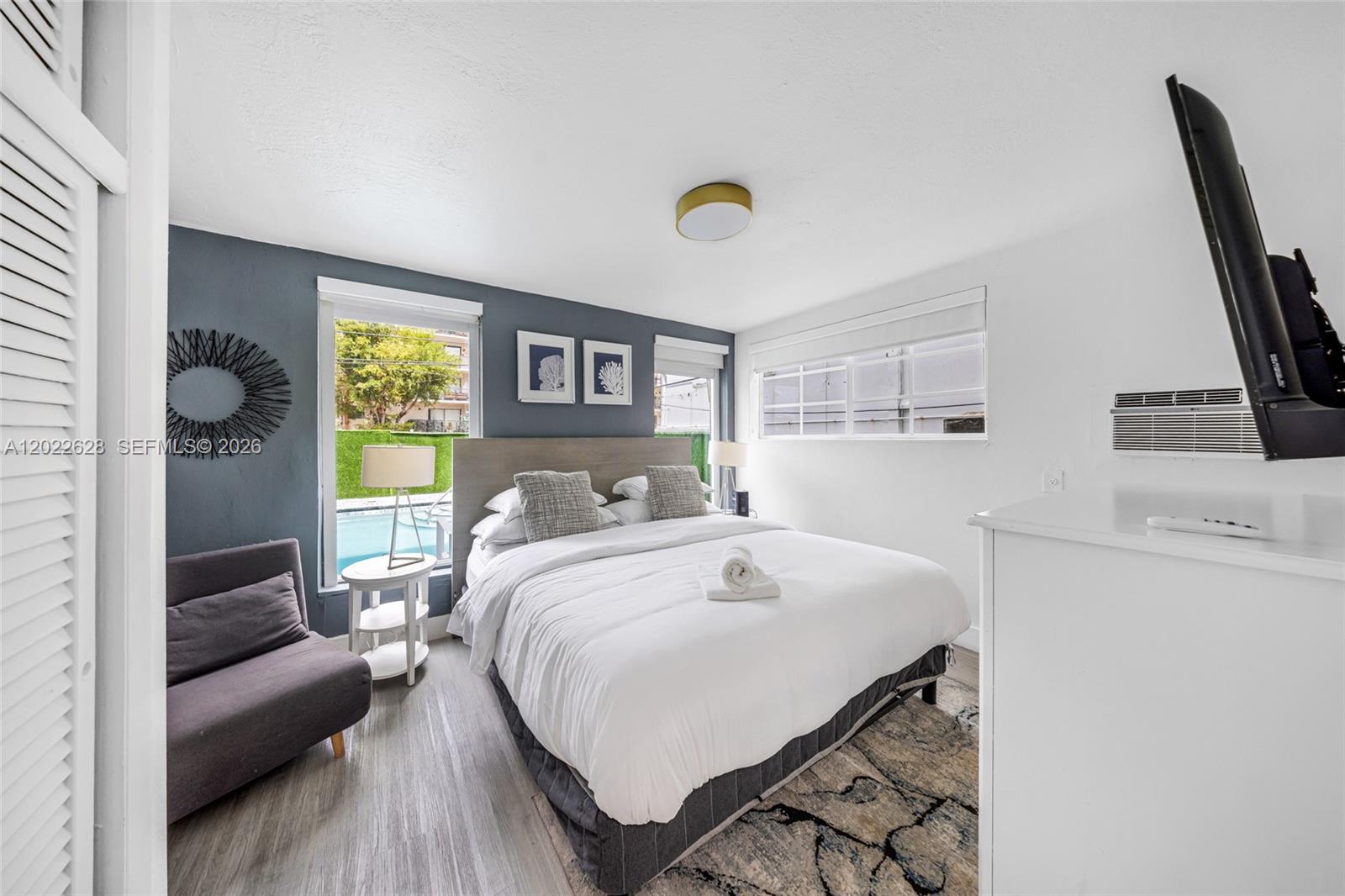 25  /   sq. ft. $ 2026-05-20 0 Photo