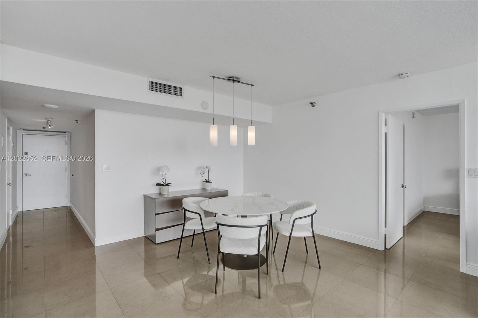 Photo of 20515 Country Club Dr  #1641, Aventura, Florida, 33180 - 