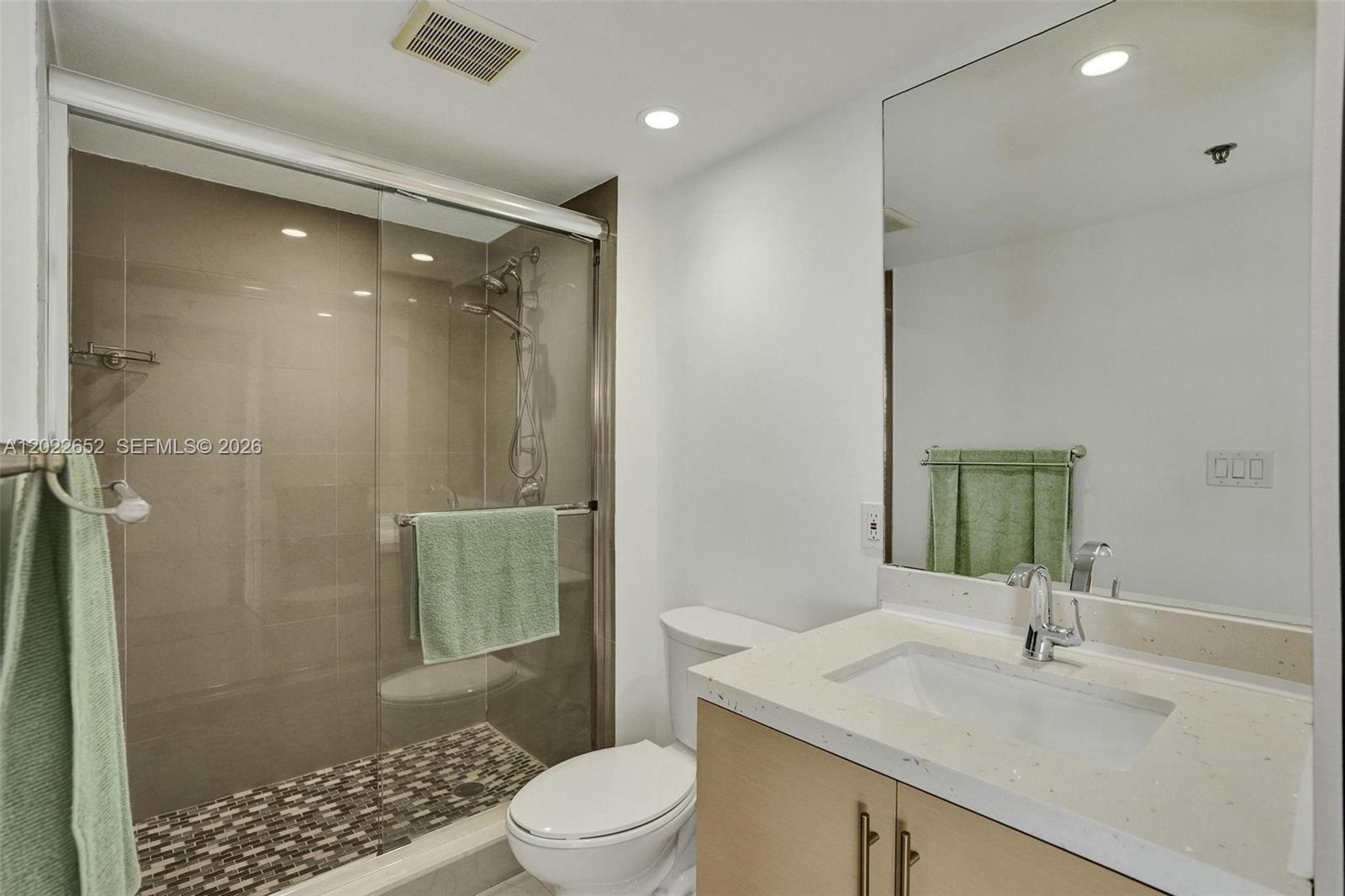 Photo of 20515 Country Club Dr  #1641, Aventura, Florida, 33180 - 