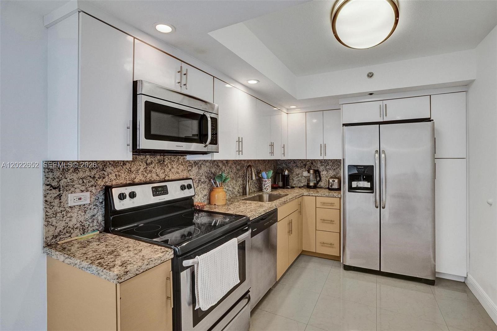 Photo of 20515 Country Club Dr  #1641, Aventura, Florida, 33180 - 