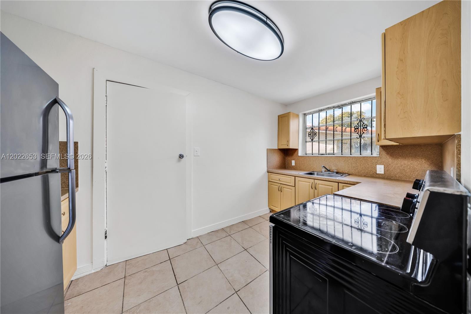 See details / 1563 sq. ft. $ 2026-05-20 0 Photo