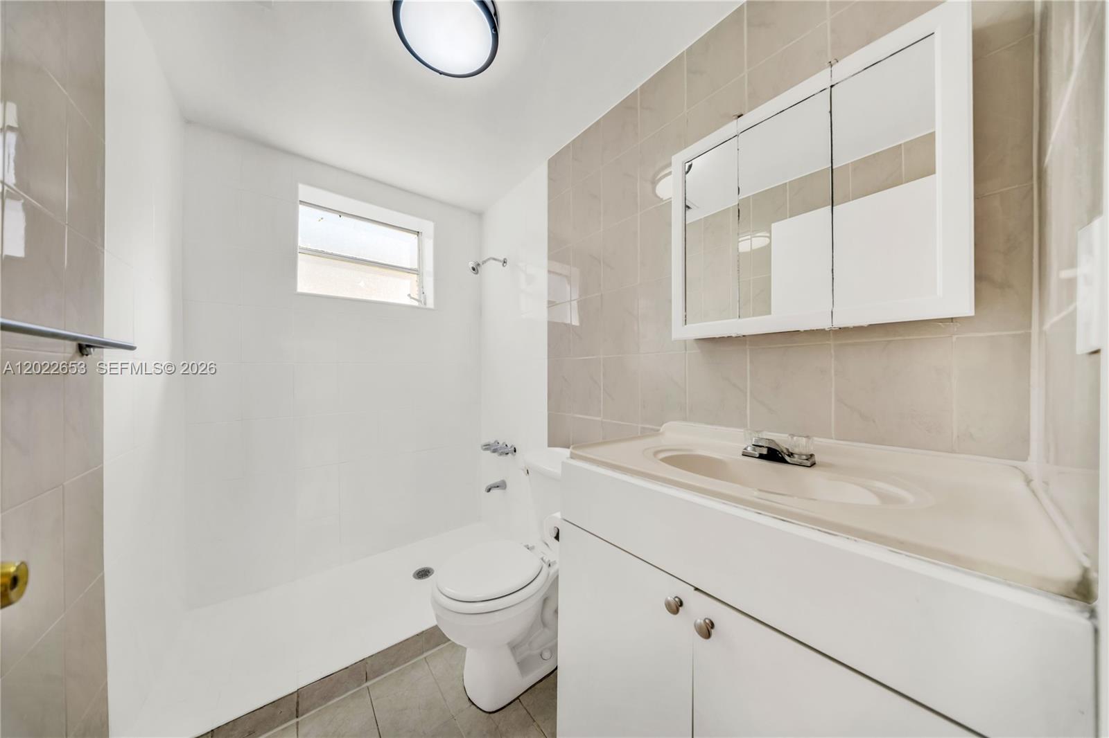 See details / 1563 sq. ft. $ 2026-05-20 0 Photo