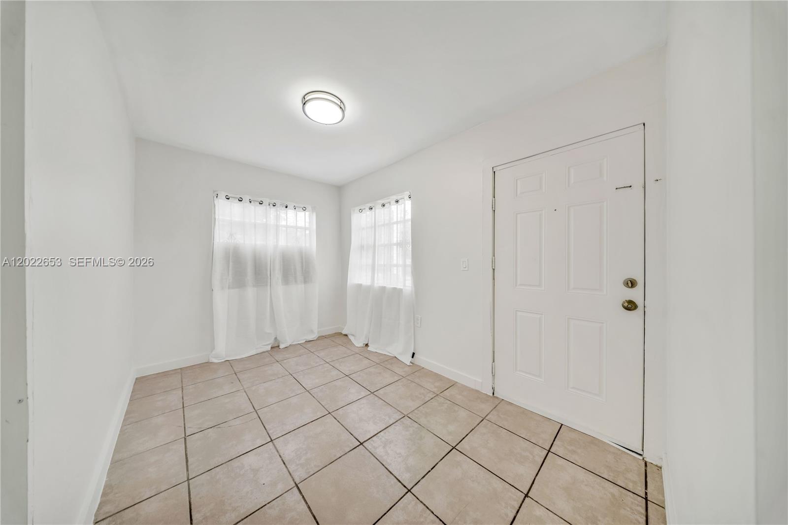 See details / 1563 sq. ft. $ 2026-05-20 0 Photo