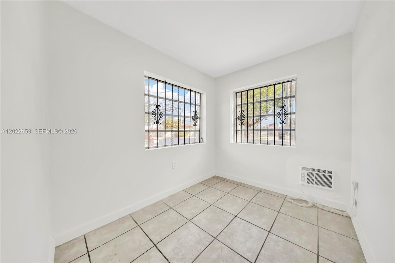See details / 1563 sq. ft. $ 2026-05-20 0 Photo