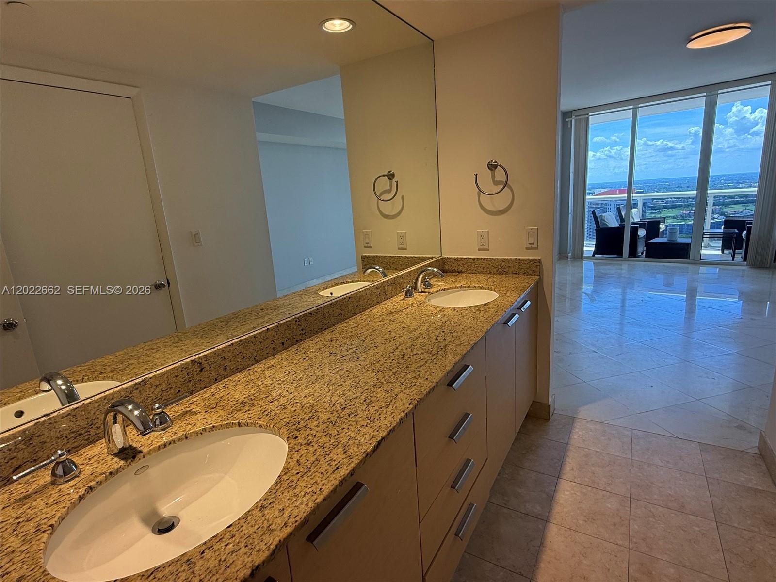 4009 2 / 1 1086 sq. ft. $ 2026-05-20 0 Photo