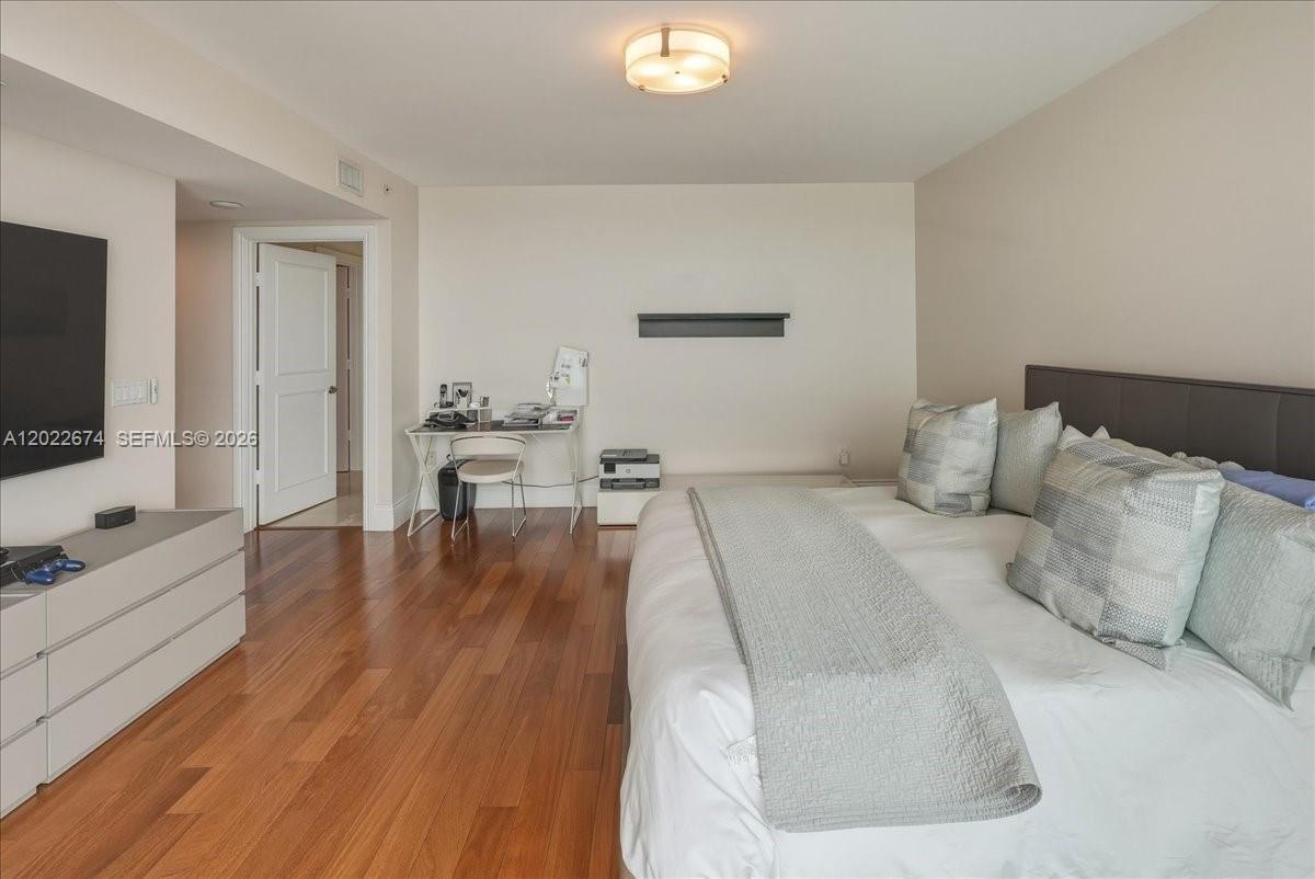 Photo of 3301 183rd St  #2101, Aventura, Florida, 33160 - MASTER