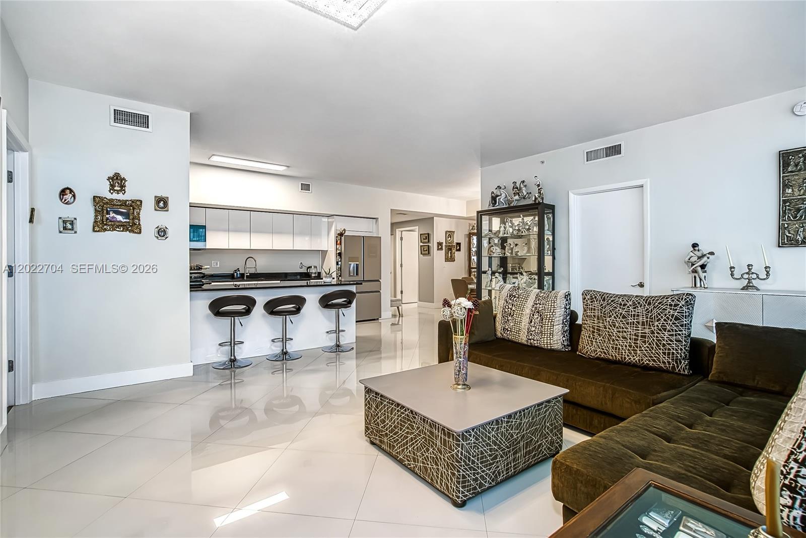 Photo of 3131 188th St  #1-1104, Aventura, Florida, 33180 - 