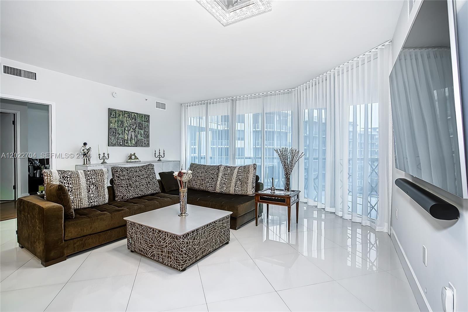 Photo of 3131 188th St  #1-1104, Aventura, Florida, 33180 - 