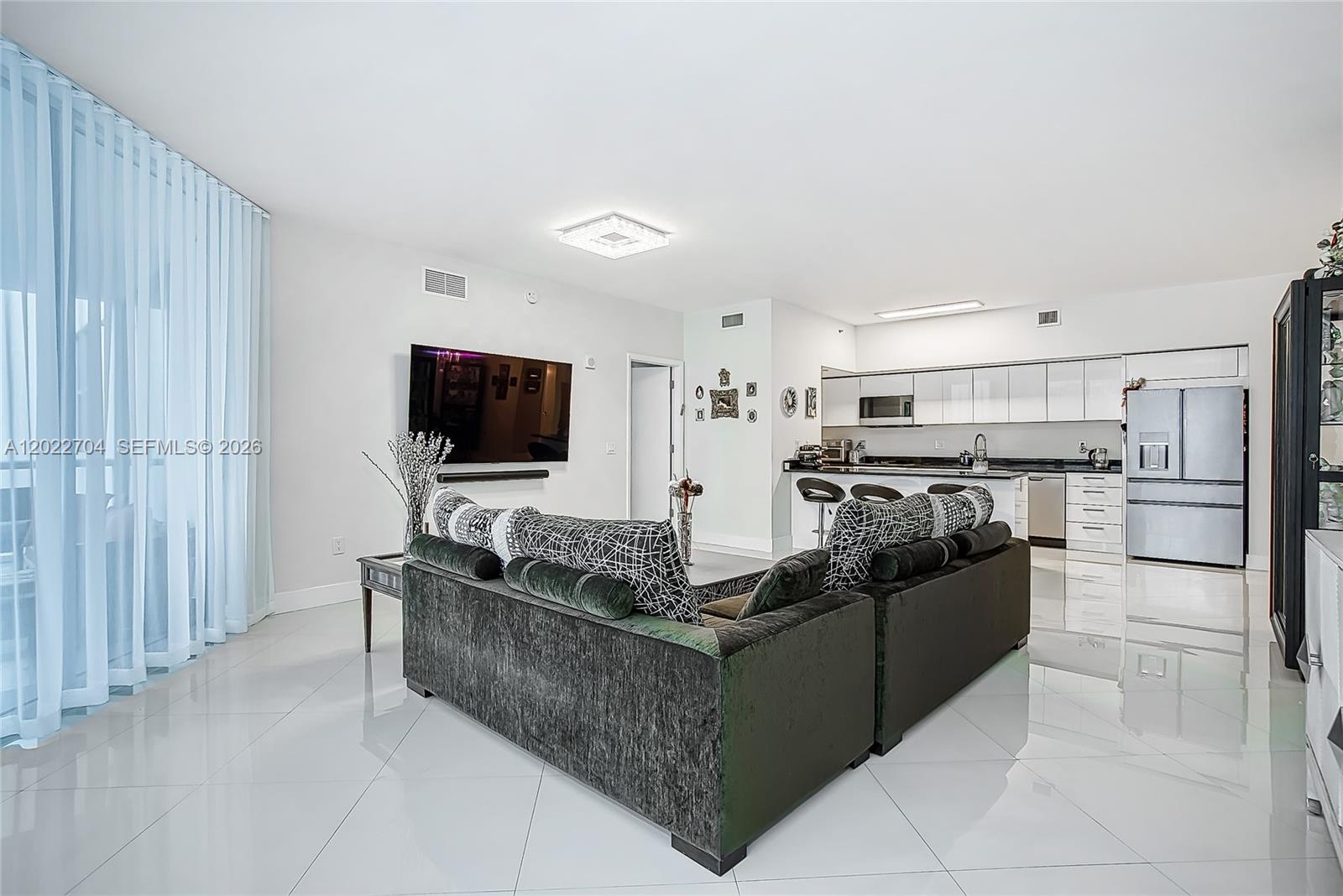 Photo of 3131 188th St  #1-1104, Aventura, Florida, 33180 - 