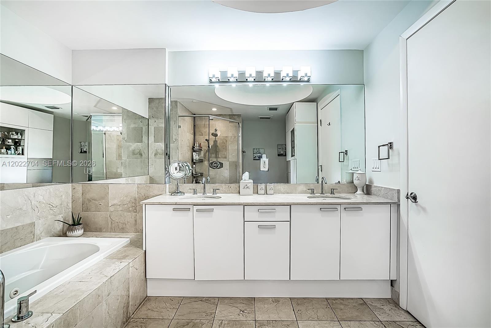 Photo of 3131 188th St  #1-1104, Aventura, Florida, 33180 - 