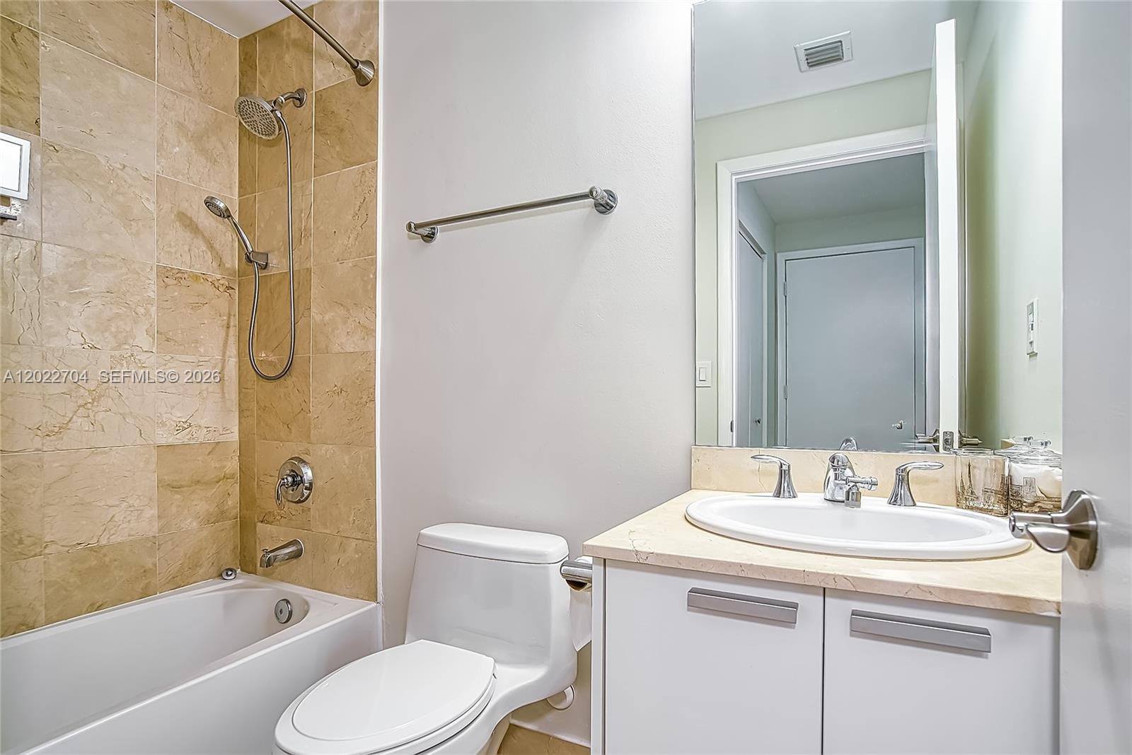 Photo of 3131 188th St  #1-1104, Aventura, Florida, 33180 - 