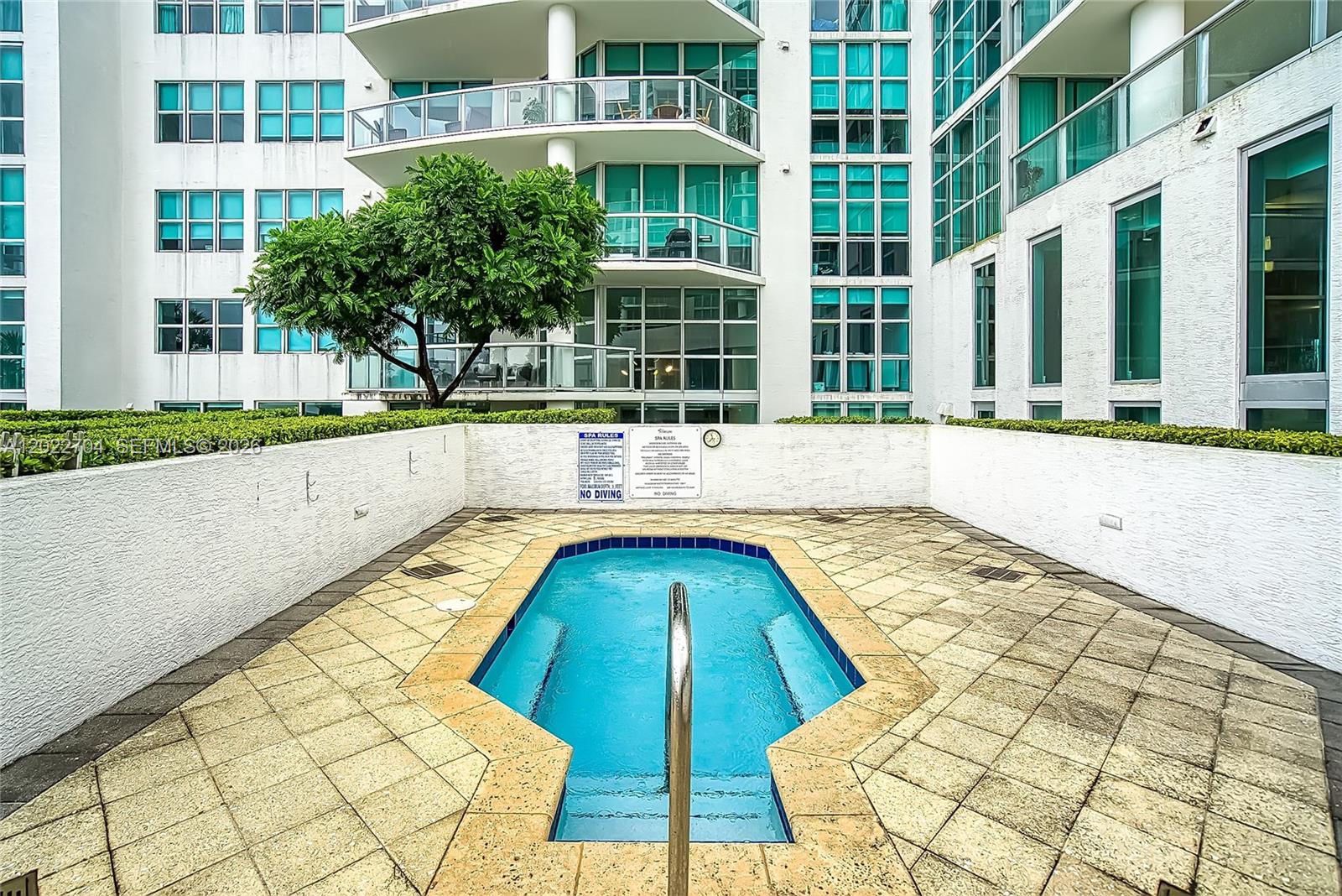 Photo of 3131 188th St  #1-1104, Aventura, Florida, 33180 - 