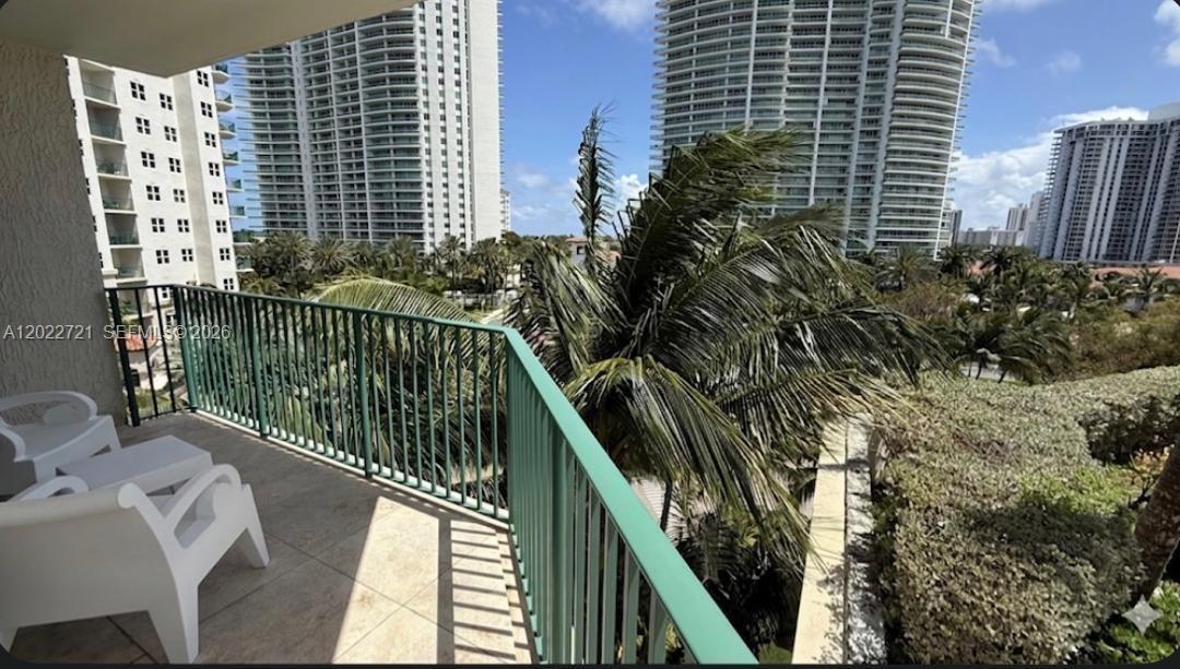 Photo of 20000 Country Club Dr #601, Aventura, Florida, 33180 -