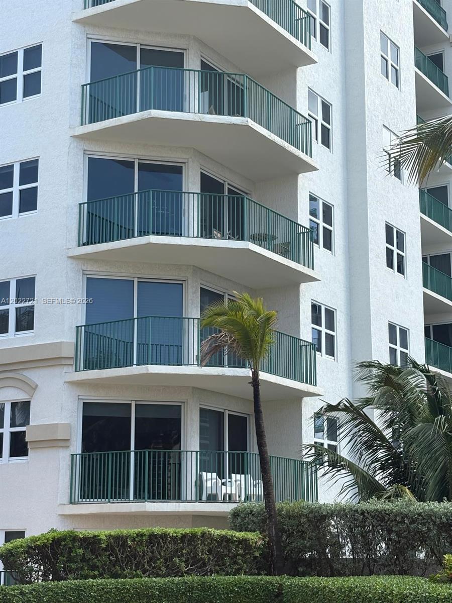 Photo of 20000 Country Club Dr #601, Aventura, Florida, 33180 -