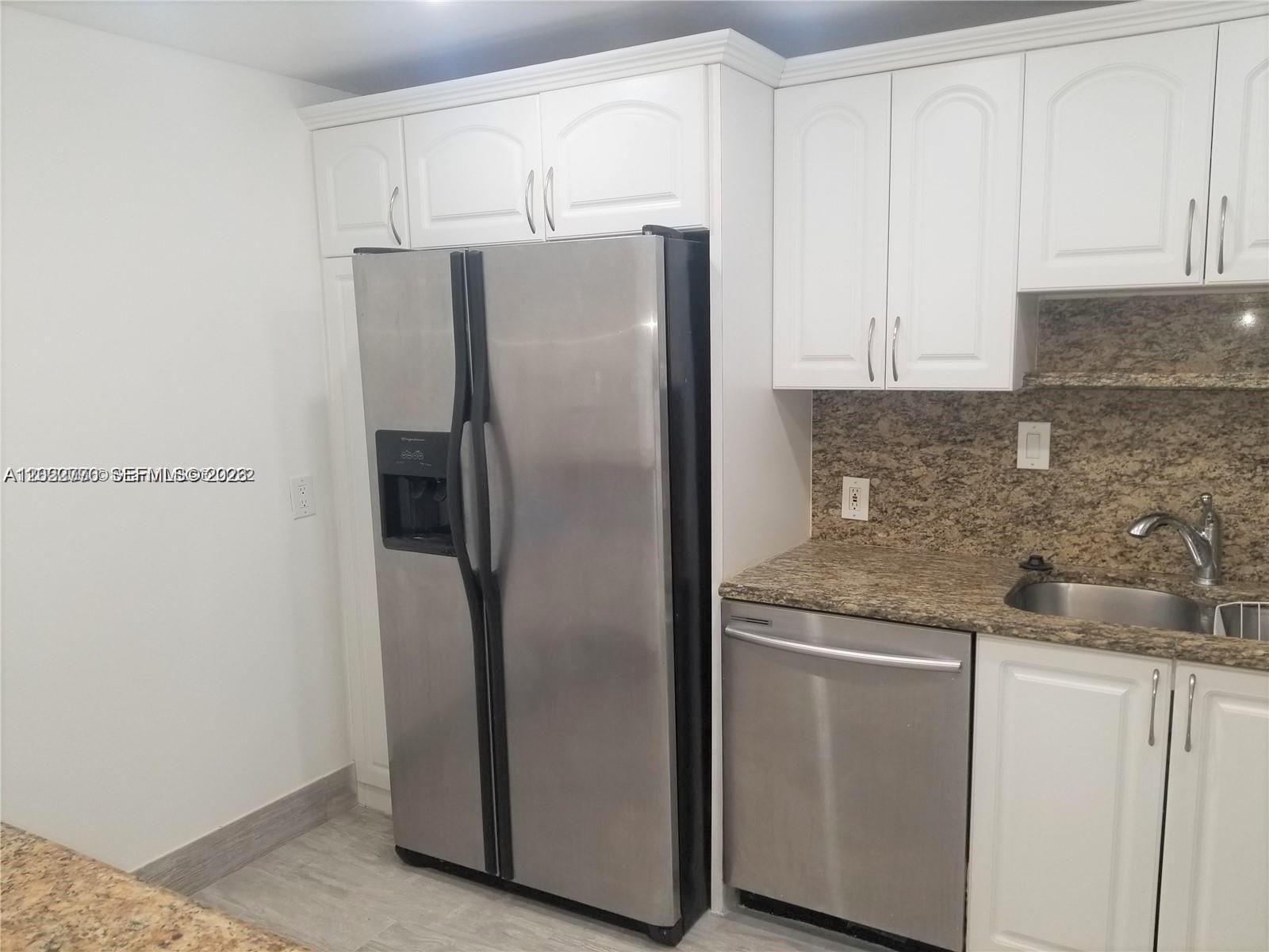 Ver detalles 208 2 / 2 1357 sq. ft. $ 2026-05-20 0 foto