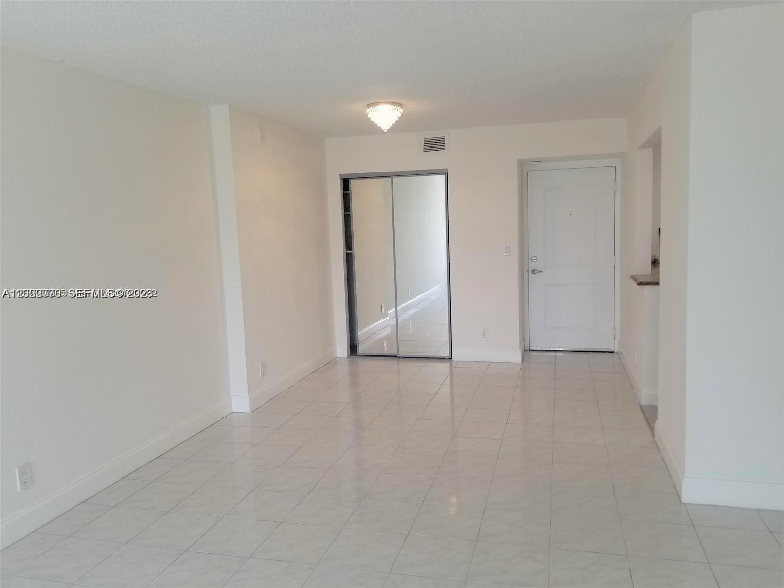 Ver detalles 208 2 / 2 1357 sq. ft. $ 2026-05-20 0 foto
