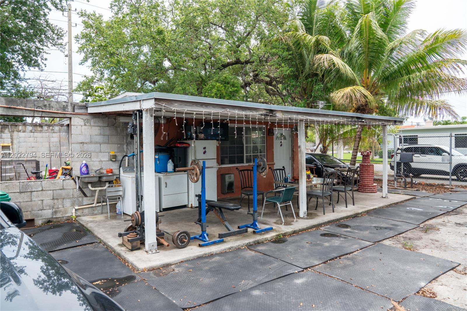 See details / 900 sq. ft. $ 2026-05-20 0 Photo