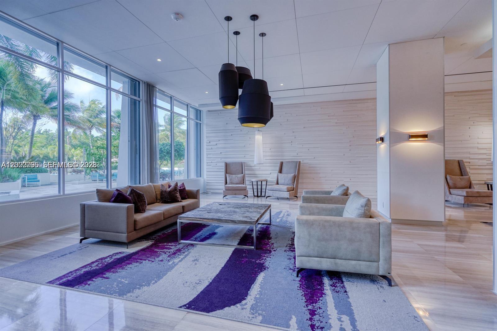 Ver detalles 208 2 / 2 1357 sq. ft. $ 2026-05-20 0 foto