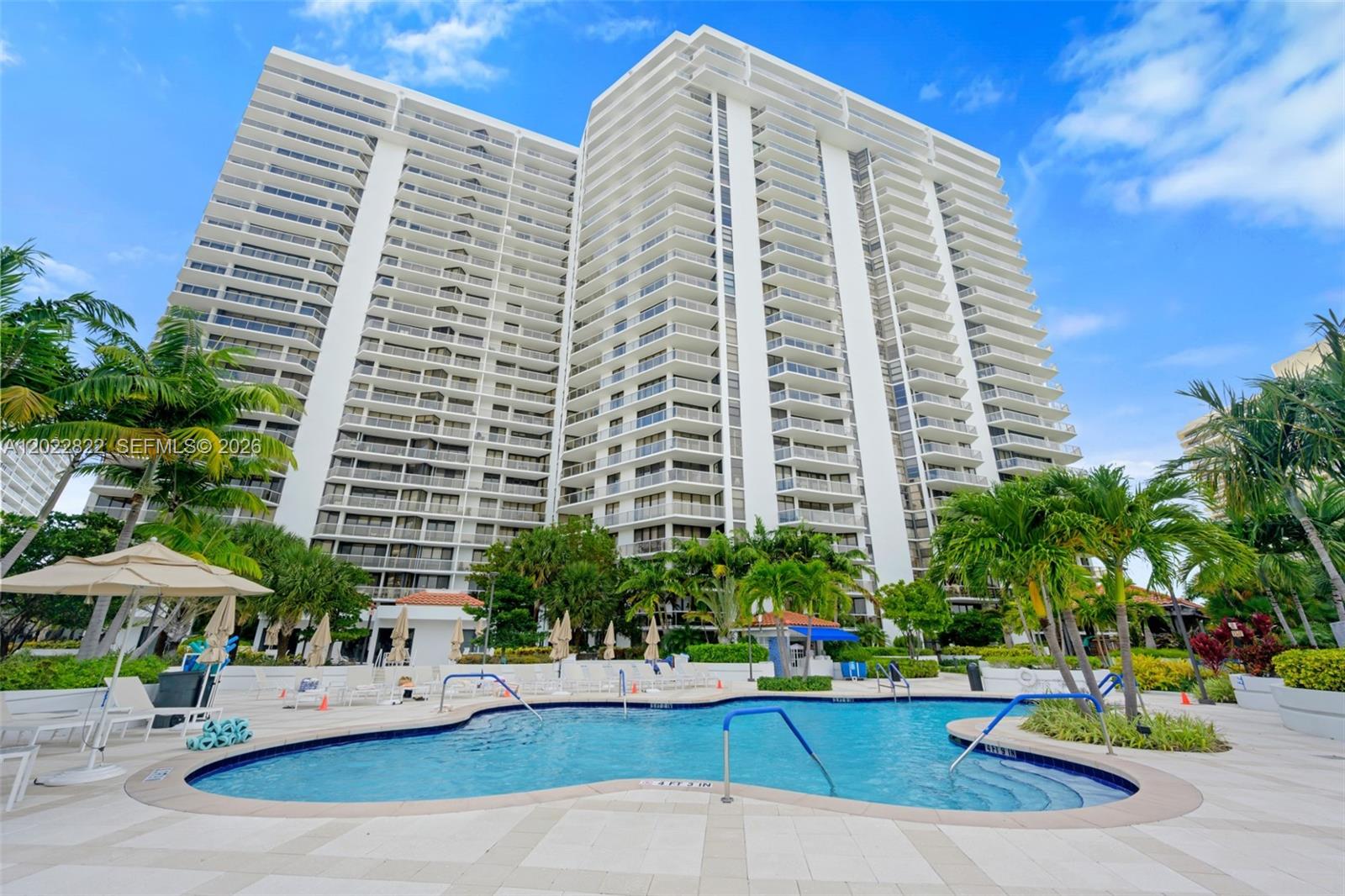 Photo of 20281 Country Club Dr #2310, Aventura, Florida, 33180 -
