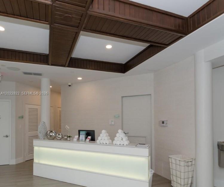 Photo of 20281 Country Club Dr #2310, Aventura, Florida, 33180 -