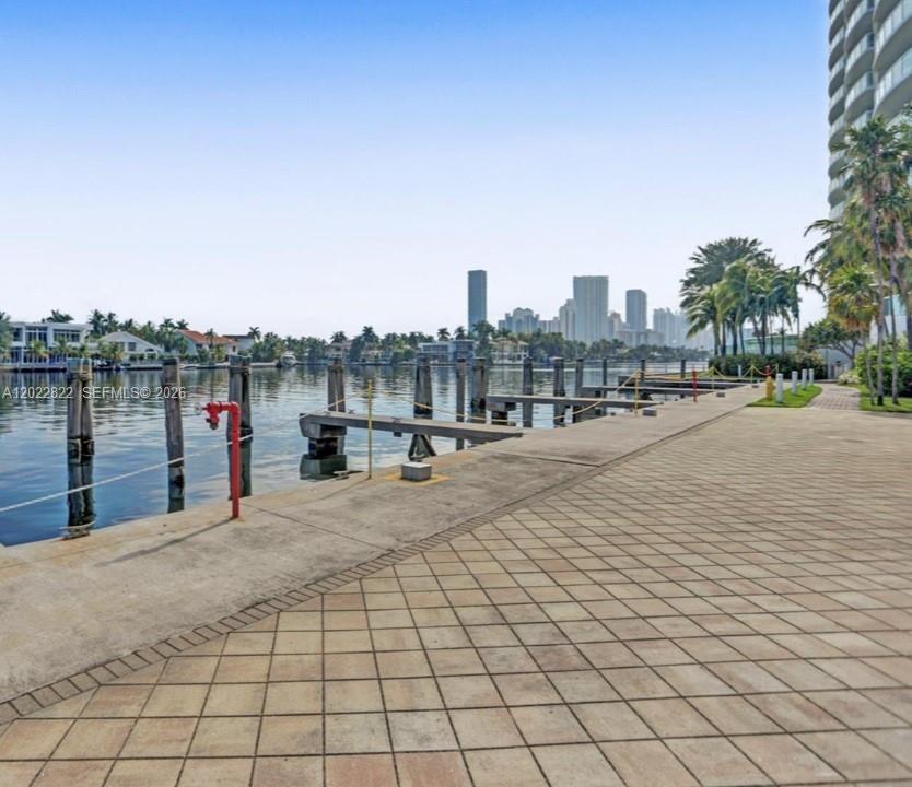 Photo of 20281 Country Club Dr #2310, Aventura, Florida, 33180 -