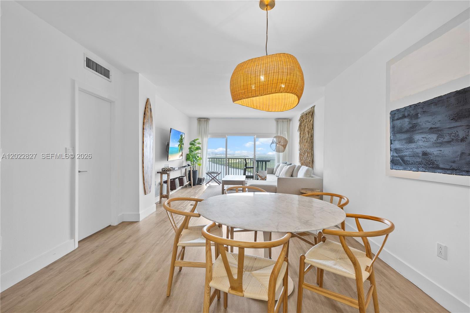 1504 1 / 2 762 sq. ft. $ 2026-05-20 0 Photo